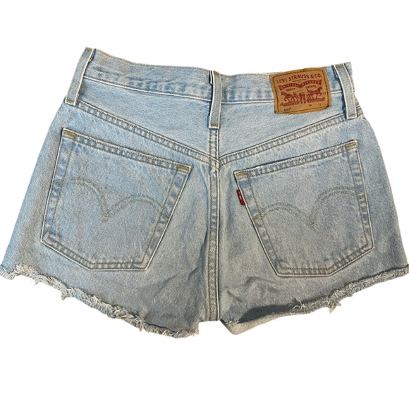 Levi’s 501 light wash distressed denim shorts - Picture 2 of 7